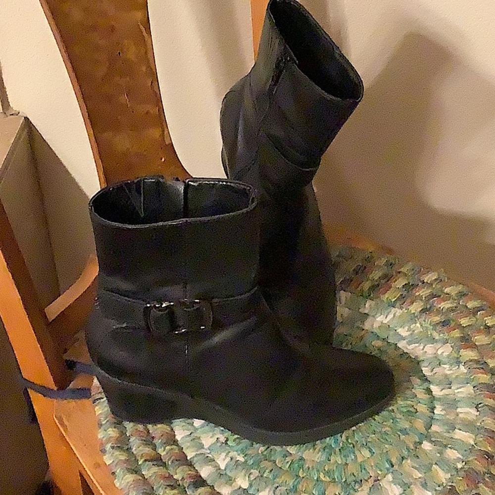 Marc Fisher wedge boots